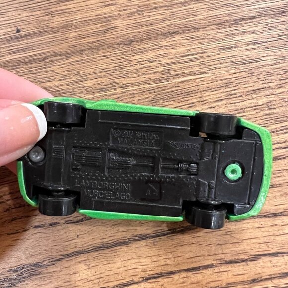 Hot Wheels Lamborghini Murcielago Green Die-Cast Toy Car 1:64 Scale 2002 - Picture 4 of 4